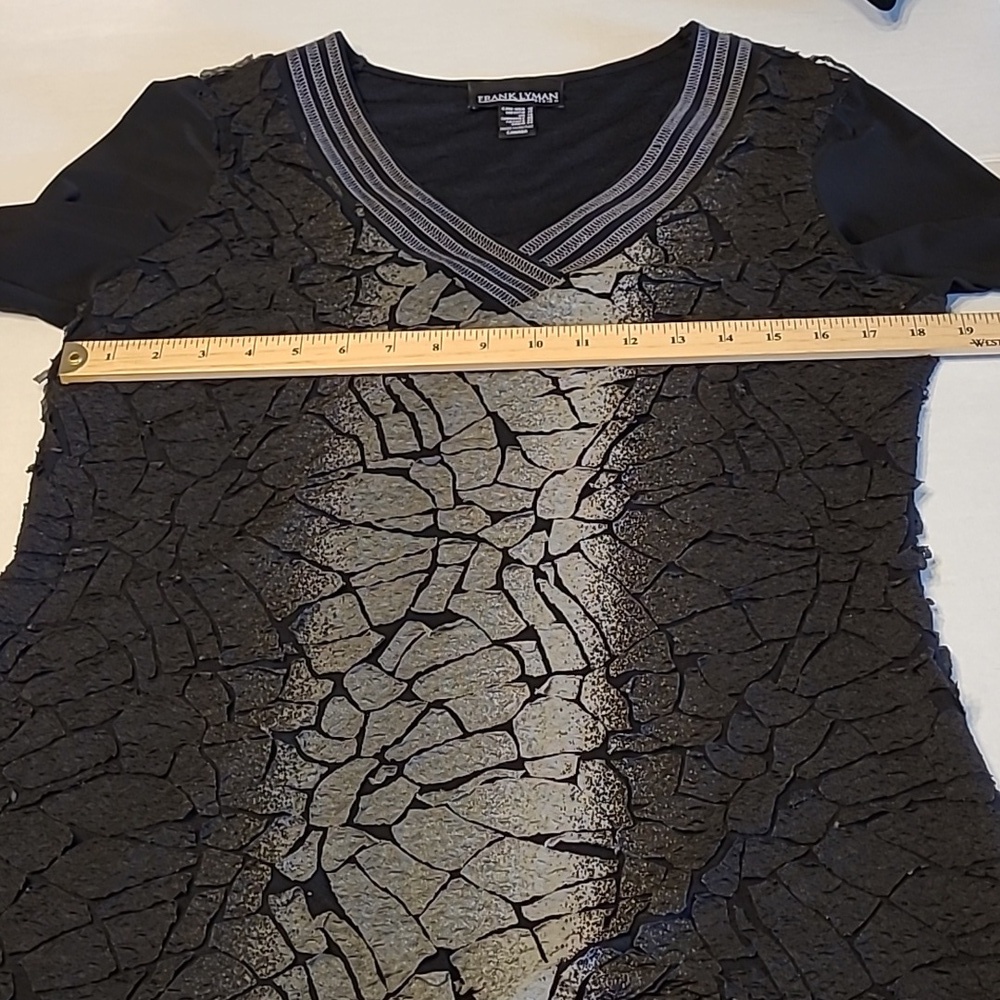 FRANK LYMAN DEDIGN Black and Gray Women's Top ABSTRACT CUT OUTS - Picture 7 of 8